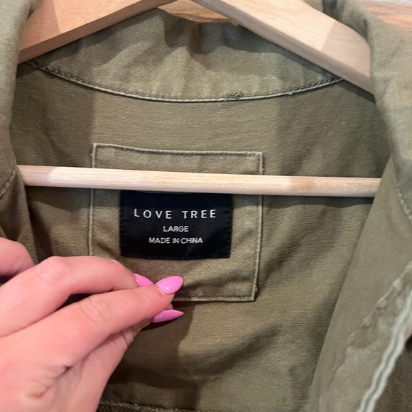 Love Tree Cropped Green Frayed Hem Military Jacket - Picture 2 of 2